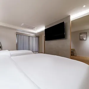 Browndot Eulwangri Hotel